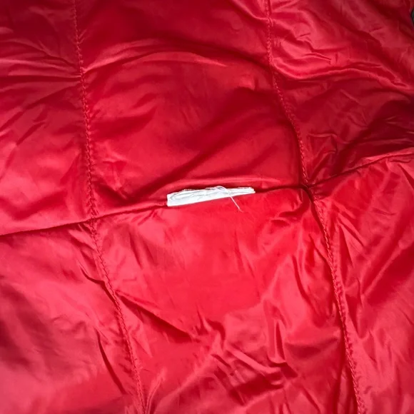 Fjallraven Red Hooded Poncho - Picture 9 of 9